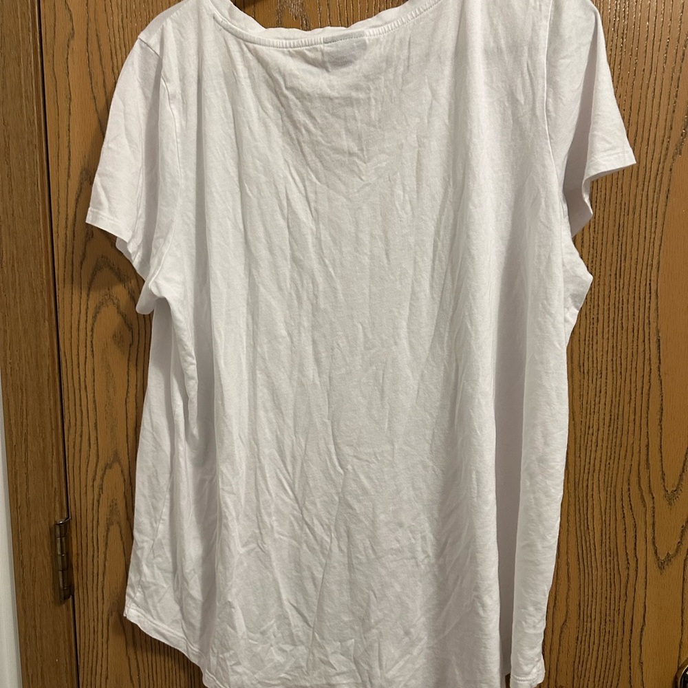 Torrid White Relaxed Short Sleeve Tee